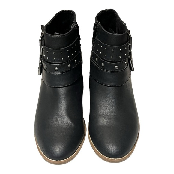 Rocket Dog Black Faux Leather Studded Buckle Zip 2.5”Heel Ankle Moto Boots 9 - Picture 1 of 9